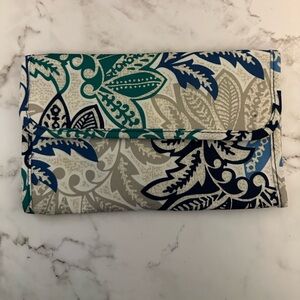 Vera Bradley Makeup Brush Organizer